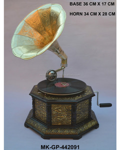 Reproduction Antique de Gramophone avec métal en laiton de haute qualité avec finition colorée Antique, décoration de maison Antique - Product Image 2
