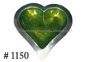 Plateau de service plats de service plats de service assiettes plateau de vaisselle plat de service en forme de coeur dans des finitions en émail - Product Image 4