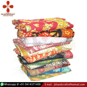 Lote indio bordado a mano Sari Patchwork Vintage Kantha Throw Colcha - Product Image 1