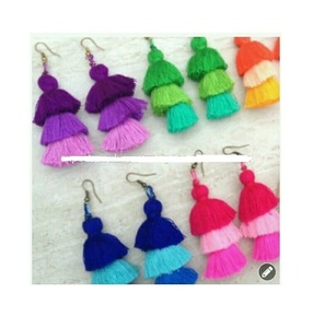 Más a mano hilo de seda borla pendientes para las mujeres - Product Image 1