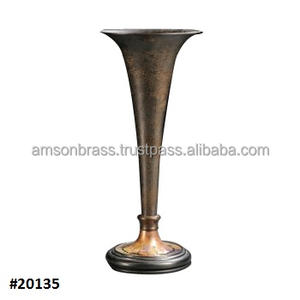 Vase trompette de centre de table de mariage de forme ronde - Product Image 1