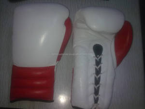 Gants de boxe professionnels légers et respirants en cuir et rexène avec logo personnalisé et lacets - Product Image 4