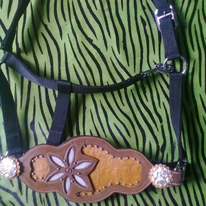 Nouveau fantaisie Bling Bronc cheval licou fantaisie design cheval tête collier en cuir spectacle licou DD cuir à la main - Product Image 4
