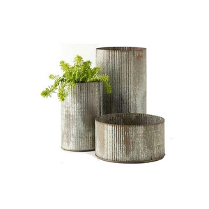 Jardinière en métal ondulé, Pot de plante suspendu en métal, seau de fleur en métal, Pot de fleur en cuivre - Product Image 6