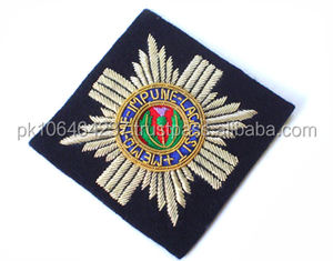 Insignias de bolsillo de Blazer en relieve de alta calidad con logotipo de requisito personalizado de diseñador de nueva fabricación - Product Image 5