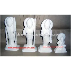 Estatua blanca de Ram, estatua de Laxman, sida y Das Hanuman