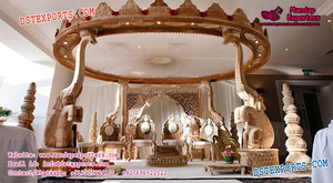 Magnifique mandap à trois piliers pour mariage indien, mandap en bois de conception récente, mandap de mariage hindou, décoration d'événement en Suisse - Product Image 4
