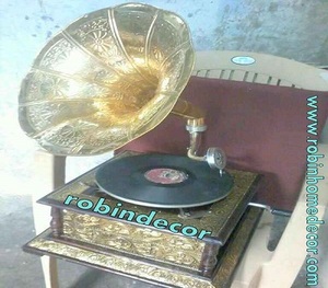 Gramophone Vintage et rétro portable, chronographe Unique - Product Image 2