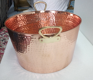 Tazón Grande de Cobre Martillado para Pedicura de Spa con Asas de Latón - Product Image 3