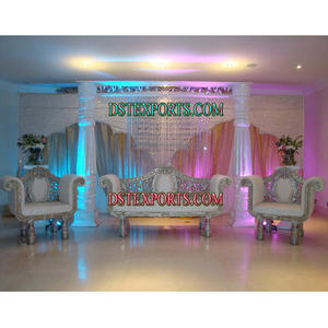 Décorations de scène avec pilier en Fiber argenté, 2 places, avec ensemble canapé, chaises pour mariée et marié - Product Image 1