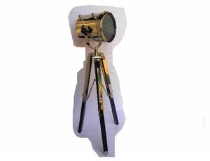 Lámpara de trípode de latón chapado de alta calidad con Base de madera 75cm Lámpara de pie de decoración del hogar para sala de estar Precio al por mayor - Product Image 3