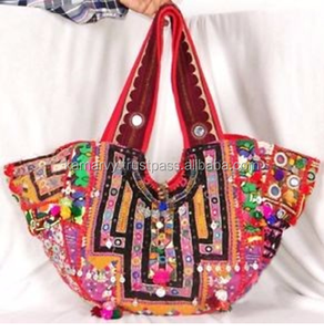 Bolso Étnico Banjara Bordado a Mano con Patrones Tradicionales Coloridos y Trabajo de Costura Intrincado, Perfecto para la Moda Boho - Product Image 1