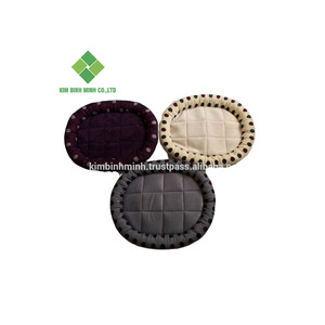 Vente en gros de lits pour chiens confortables et écologiques, petit design carré imprimé à la mode mignon fabriqué au Vietnam - Product Image 1