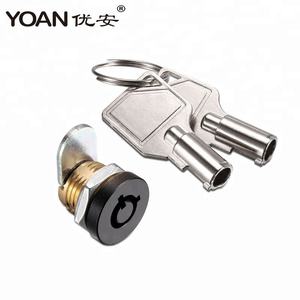 מנעול מיני קאם לדלת עם ראש ישר, צינורי, פליז, <span class=keywords><strong>4</strong></span> פינים, מצופה כרום מבריק, אבטחה, <span class=keywords><strong>3</strong></span> מפתחות, תקן ANSI דרגה 2, תואם לארונות רשת IT - Product Image 2