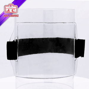 Porte-badge d'identification horizontal en PVC transparent avec sangle élastique noire pour une utilisation en sécurité au travail - Product Image 3