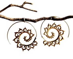 Fait à la main en Laiton Sans Nickel Spirale Boucle D'oreille Bijoux Bohème - Product Image 1