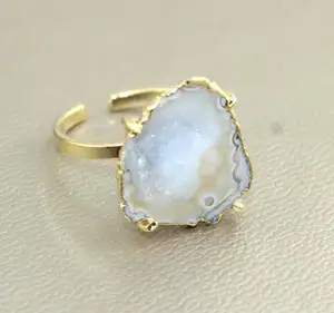 优质正品白色水晶geode druzy戒指黄铜镀金镶边戒指尖头镶嵌宝石可调戒指