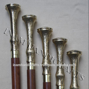 Bastón de madera hecho a mano con perilla de latón, palo para caminar de madera con mango de latón, para ancianos - Product Image 3