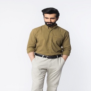 เสื้อเชิ้ตสำหรับผู้ชายสีขาวเนื้อผ้าทอลายทแยงผ้าฝ้าย100% ระบายอากาศได้ดีย้อมสีแบบใหม่ - Product Image 3