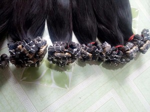 เทปต่อผมแบบ Pre-Bonded ขนาด 30 นิ้ว ผมแท้เวียดนามสีดำธรรมชาติ  แบบยืด  100% Cabello 100 ตรง เกรด 9A - Product Image 6
