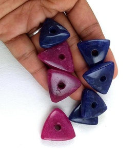 Cabujones de jaspe de ágata natural, piedras preciosas sueltas con forma de triángulo suave para hacer joyas hechas a mano, hermosas y únicas - Product Image 2