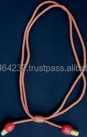 เครื่องแบบการสร้างสรรค์คุณภาพระดับพรีเมียม เส้นด้ายโลหะ 100% ขายส่งชุดสายหมวกบิด - Product Image 4