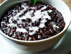 Beras ketan manis hitam