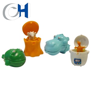 Cápsula de plástico Multicolor de 4cm - Product Image 6