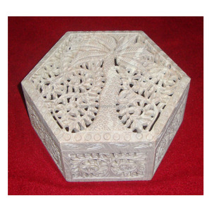 กล่องเครื่องประดับหินสบู่หกเหลี่ยม - Product Image 1