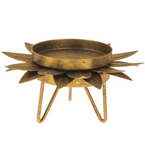 Support de bougie chauffe-plat en laiton fait main, motif floral, pour décoration maison et mariage, avec découpe et impression - Product Image 1
