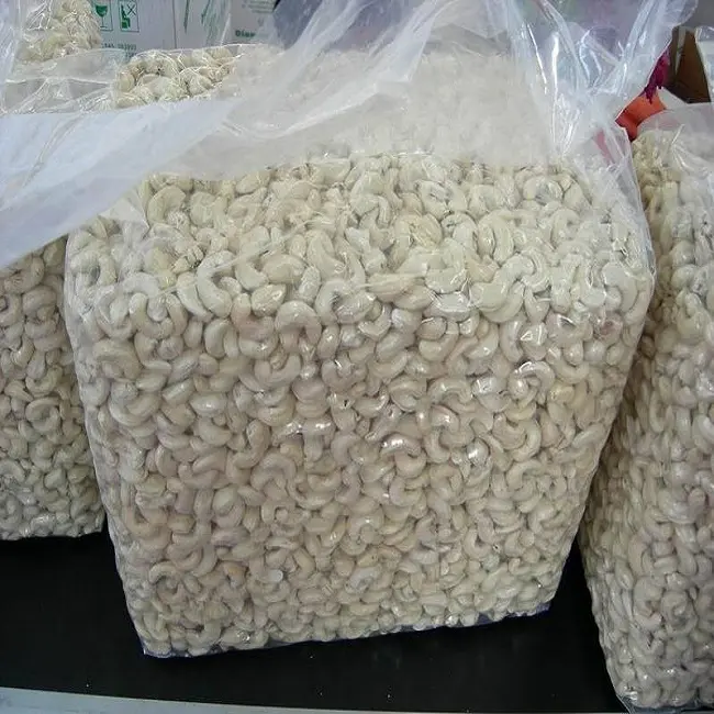 Wholesale Raw Cashew Nuts | Cashew Nut Size W180 W240 W320 W450 | Certified WW320 Dried Cashew