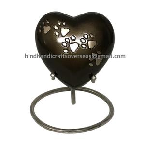 Urne en laiton gravée d'une patte américaine en forme de coeur Conteneur commémoratif rouge Cendres d'animaux humains Chien Restes de chat Funérailles Pot décoratif - Product Image 4
