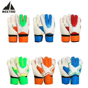 Gants de super héros, origine Pakistan, pour gaucher - Product Image 5