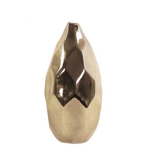 FLORERO DE METAL GEOMÉTRICO DE DISEÑADOR DE LUJO FLORERO DE DECORACIÓN FLORERO PARA LA DECORACIÓN DEL HOGAR Y DECORACIÓN DE BODAS - Product Image 1