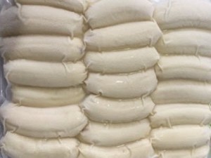 Tranches de fruits surgelés au goût sucré Banane Durian Noix de coco Myrtille Passion Fruit Raisin IQF Eau traitée Carton en vrac disponible - Product Image 3