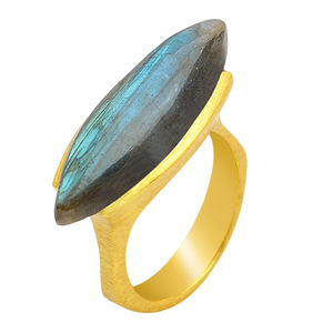 Bague en pierre précieuse Labradorite en forme de marquise Bague en argent sterling 925 plaqué or Bague à la mode classique pour les fêtes de mariage. - Product Image 1