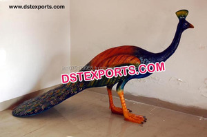 Statues de paon en fibre de décor de mariage Statues de paon en fibre dorée pour la scène Statues en fibre de culture punjabi USA entrée de mariage UK - Product Image 4