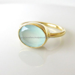 Aqua Calcedony Gemstone Bagues en argent sterling 925 plaquées or faites à la main - Product Image 1