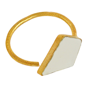 แหวนชุบทองและเงินสเตอริง925สีรุ้งรูปร่างไม่สม่ำเสมอผลิตโดย Casa de Plata - Product Image 3