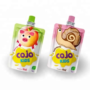 10.1 floz Emballage de boisson au jus de fraise de forme spéciale personnalisé Emballage de pochettes à bec en plastique - Product Image 5