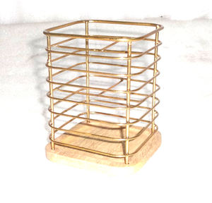 Panier en treillis métallique d'or de fournitures de bureau et de maison de style américain de vente chaude pour l'organisateur de papeterie - Product Image 3