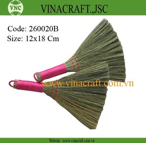 Tradicional Decorativo Seagrass Straw <span class=keywords><strong>Broom</strong></span> Stick com madeira macia e plástico Head Home <span class=keywords><strong>Garden</strong></span> Cleaning Tool <span class=keywords><strong>Vietnam</strong></span> Wholesale - Product Image 4