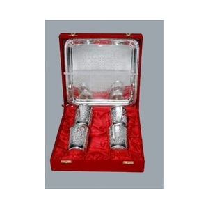 Vente en gros de verre en laiton plaqué argent moderne avec coffret cadeau gaufré pour boire cadeaux de mariage avec boîte en velours de luxe - Product Image 1