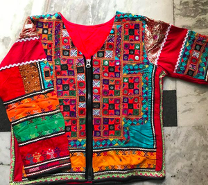 Chaquetas Banjara bordadas a mano, multicolor, con cremallera - Product Image 1
