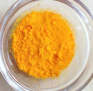 Polvere di materia prima giapponese di alta qualità coenzima <span class=keywords><strong>Q10</strong></span> (CoQ10) prodotta in giappone per alimenti salutari e integratori alimentari