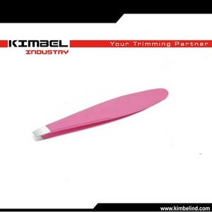 KIMBEL KI-013 Mini pince à épiler inclinée en acier inoxydable de haute qualité, avec étui et logo personnalisable. - Product Image 2