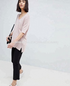 เสื้อโปโลแฟชั่นมาใหม่เสื้อยืดลายทางเสื้อยืดระบายอากาศคอวีแบบแฟชั่นเส้นยาว