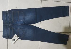 กางเกงยีนส์เด็กผู้ชายทรงสลิมฟิต แบรนด์แท้ คุณภาพส่งออก 100% จากบังกลาเทศ (สินค้าล็อต/ยกเลิกการส่ง/สินค้าเกินความต้องการ) - Product Image 3