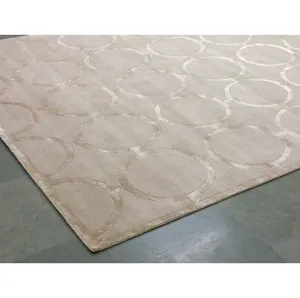 ที่กำหนดเองทำตกแต่งทำด้วยมือผ้าขนสัตว์ผ้าไหมพรม - Product Image 1