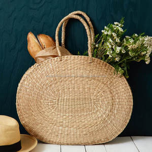 Bolsa de paja ovalada natural con asa - Product Image 2